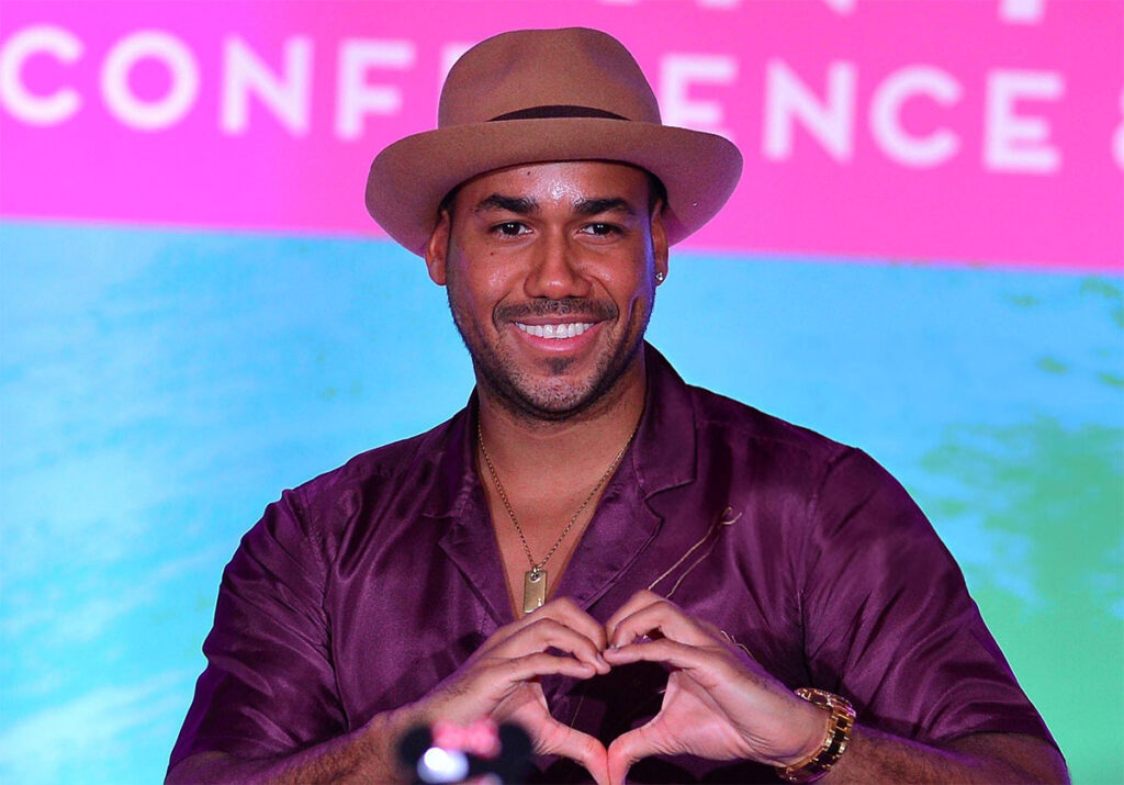 Alex Damian Santos Father: Romeo Santos