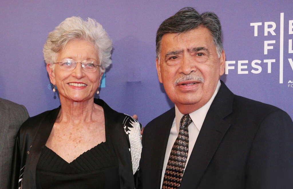 Saul Consuelos Wife: Camilla Consuelos